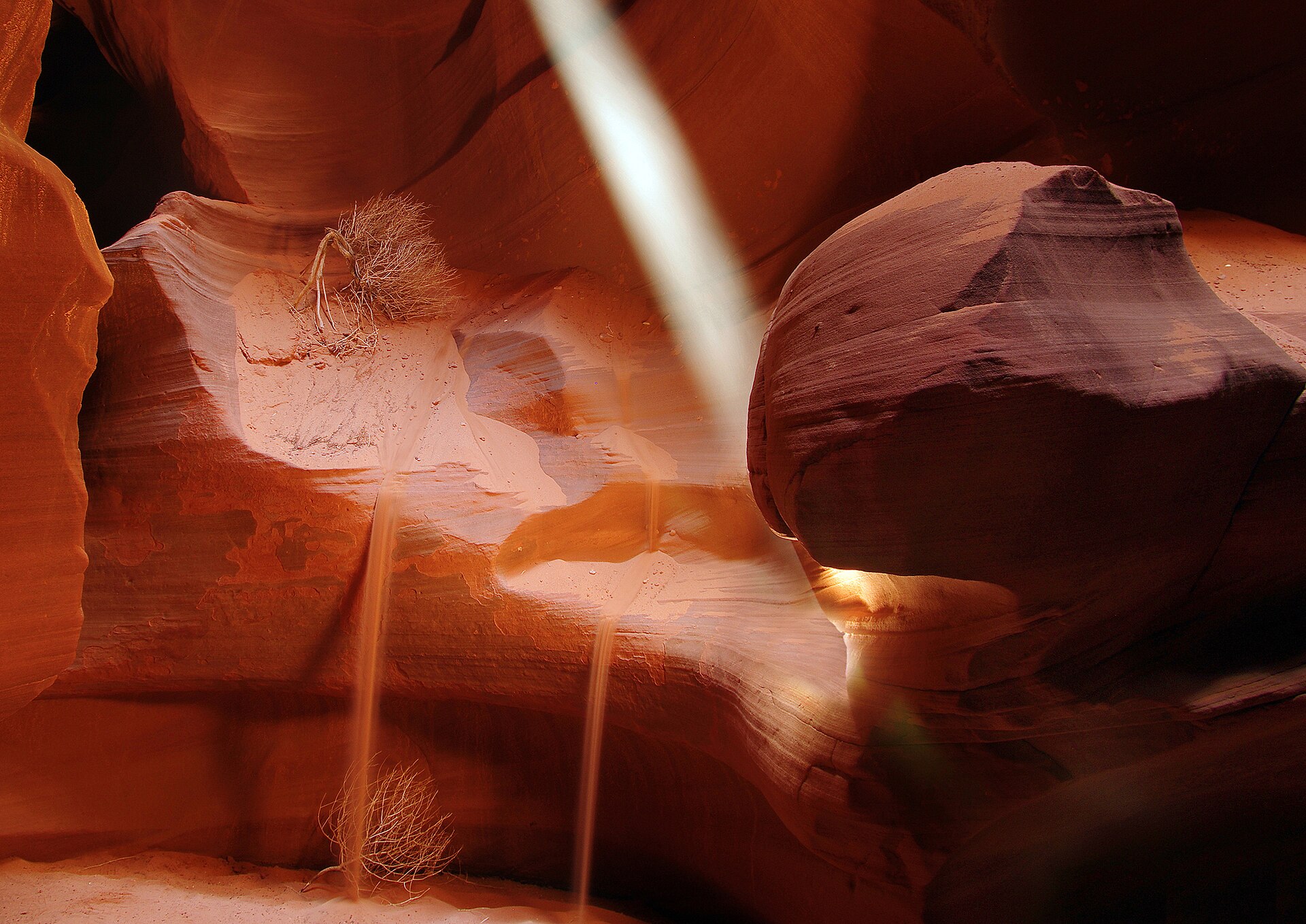 Walking the slot canyons of Antelope Canyon, Arizona, USA