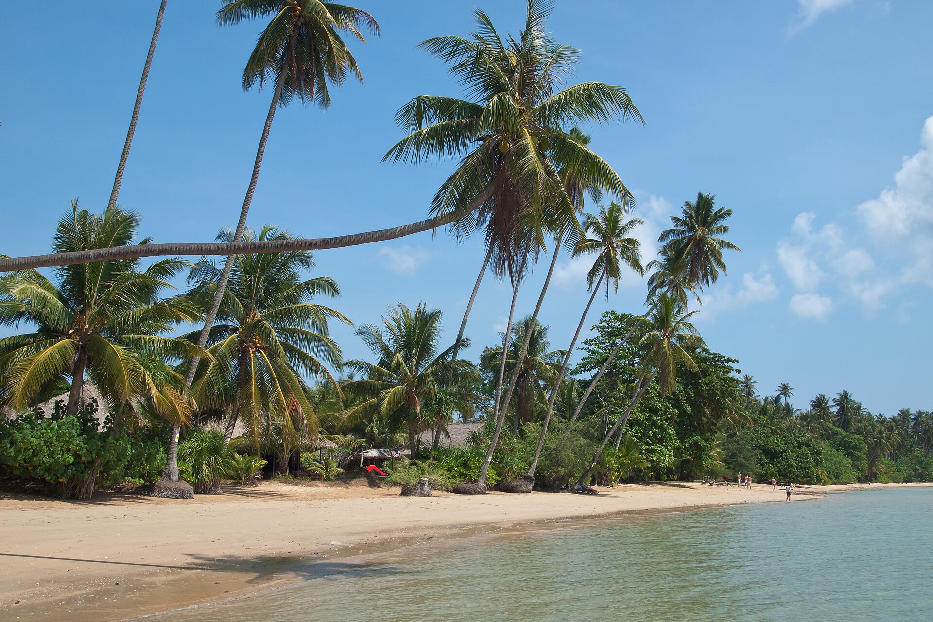 Ten dreamy honeymoon islands worth the long flight