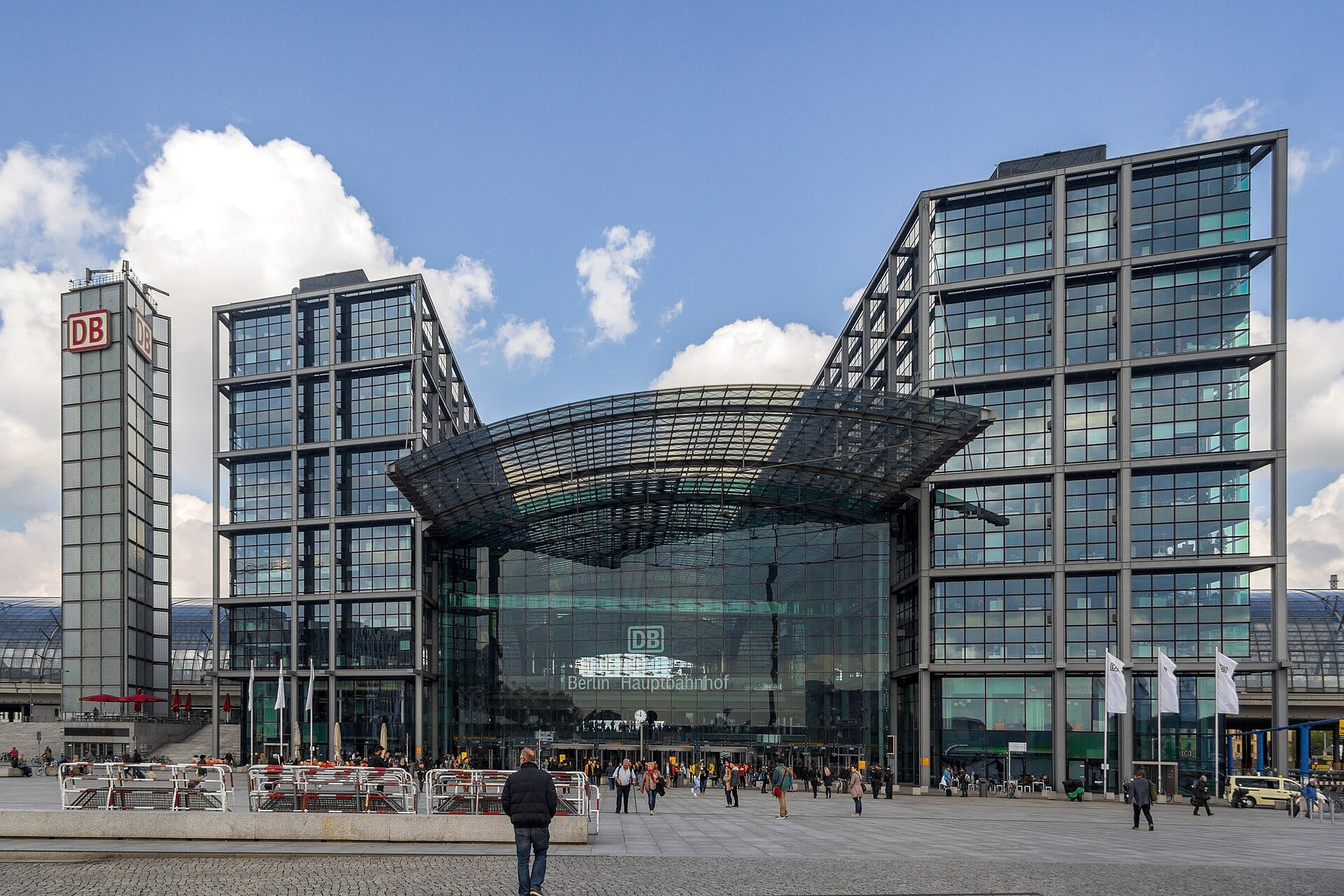MEININGER Hotel Berlin Hauptbahnhof